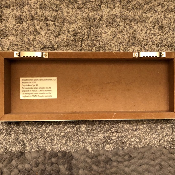 🍭NWT! “This Is Us” wooden plaque - Picture 2 of 3